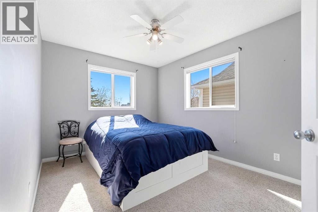 78 Cougar Plateau Way SW - 26