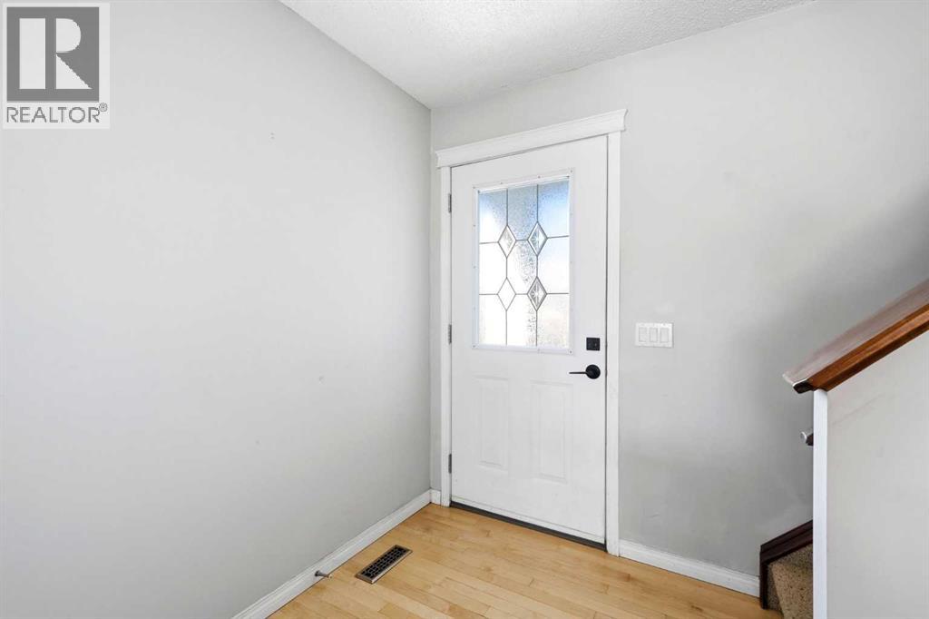 78 Cougar Plateau Way SW - 4