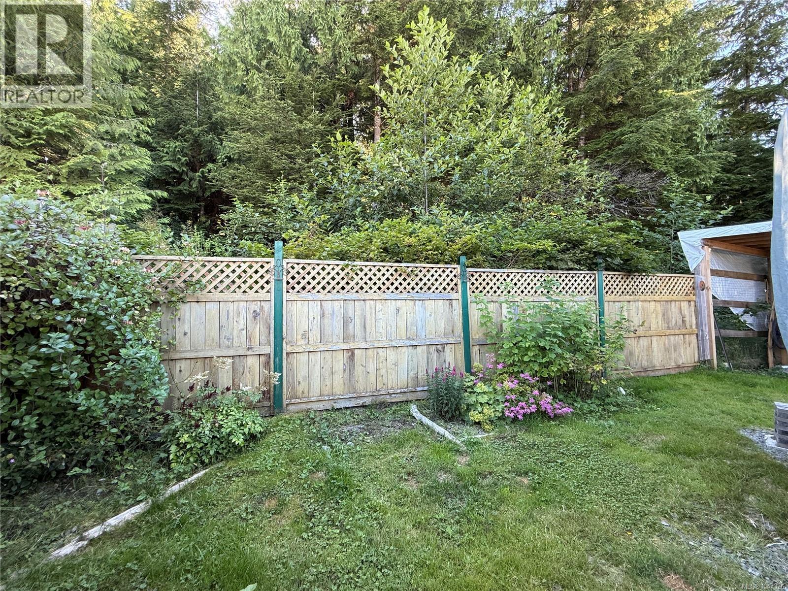 42 5250 Beaver Harbour Rd, Port Hardy