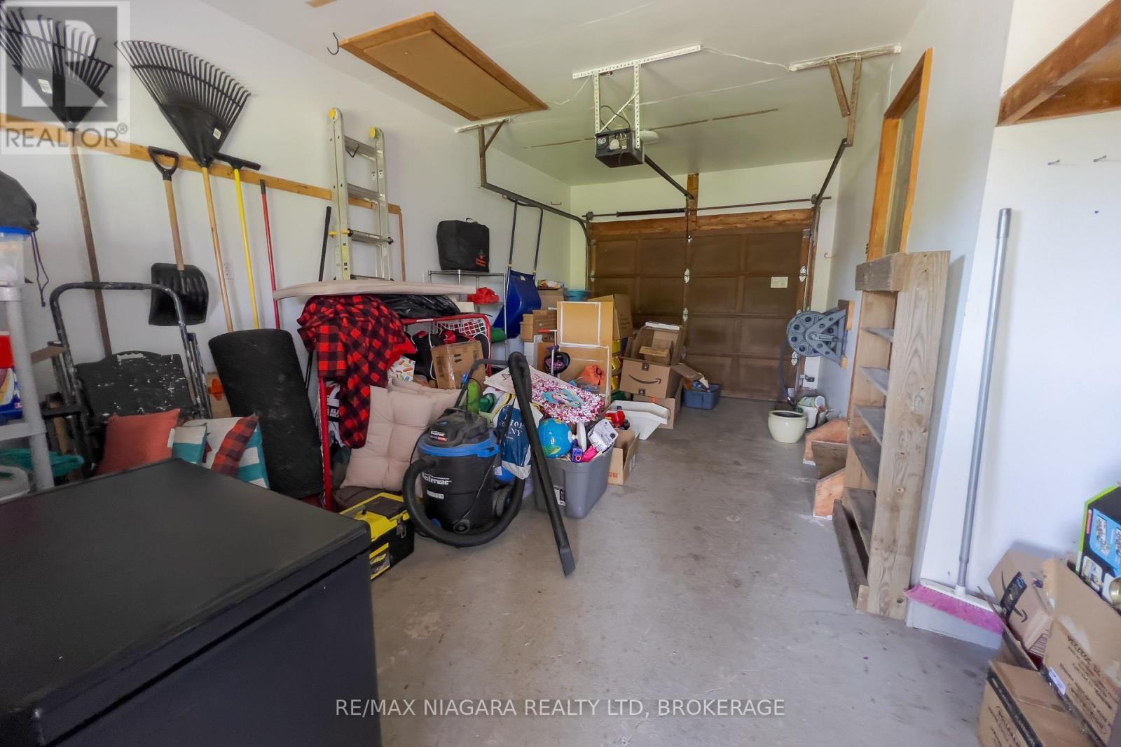 2439 CORAL AVENUE - Image 24