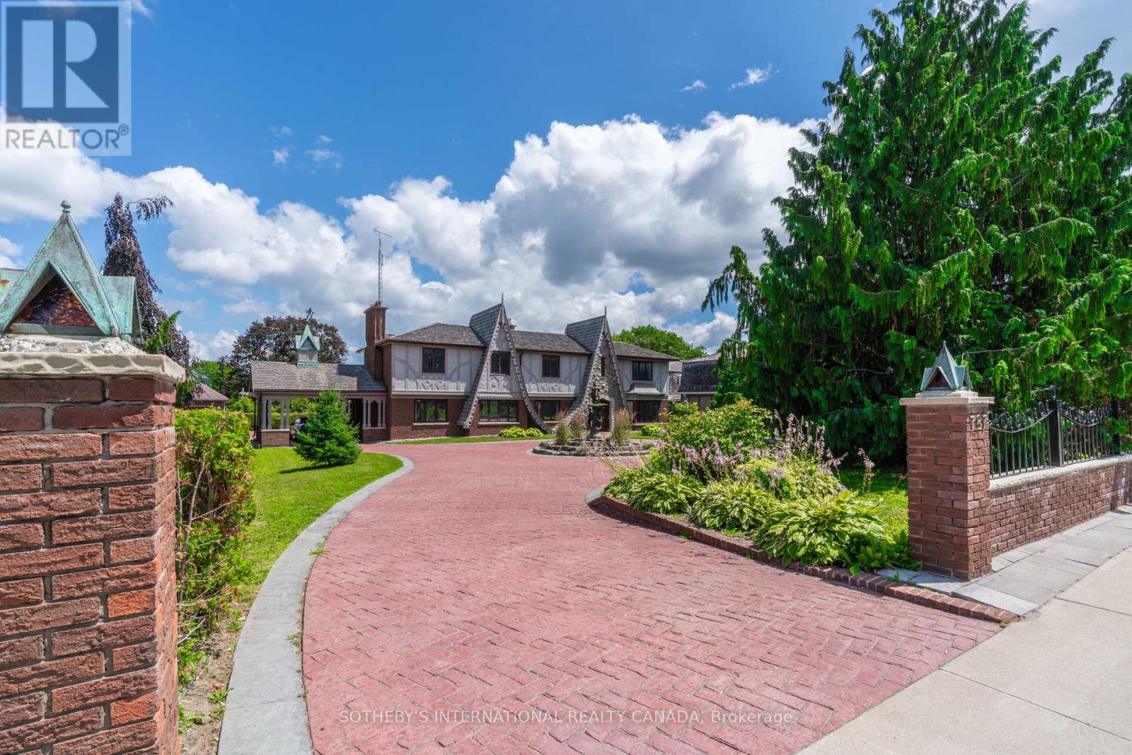 787 SIMCOE STREET N - 2
