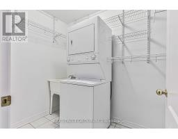 523 Ainsworth Drive, Newmarket, ON L3Y8W9 Photo 22