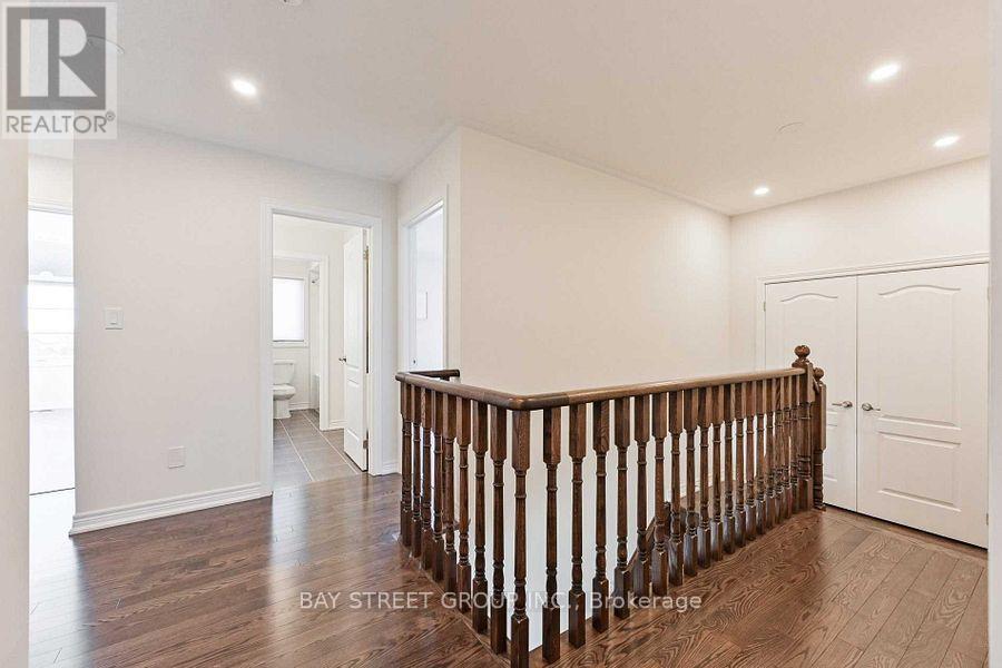 44 CLARA MAY AVENUE - 12