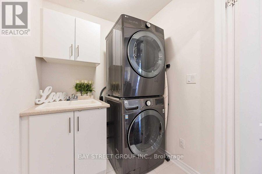 44 CLARA MAY AVENUE - 22