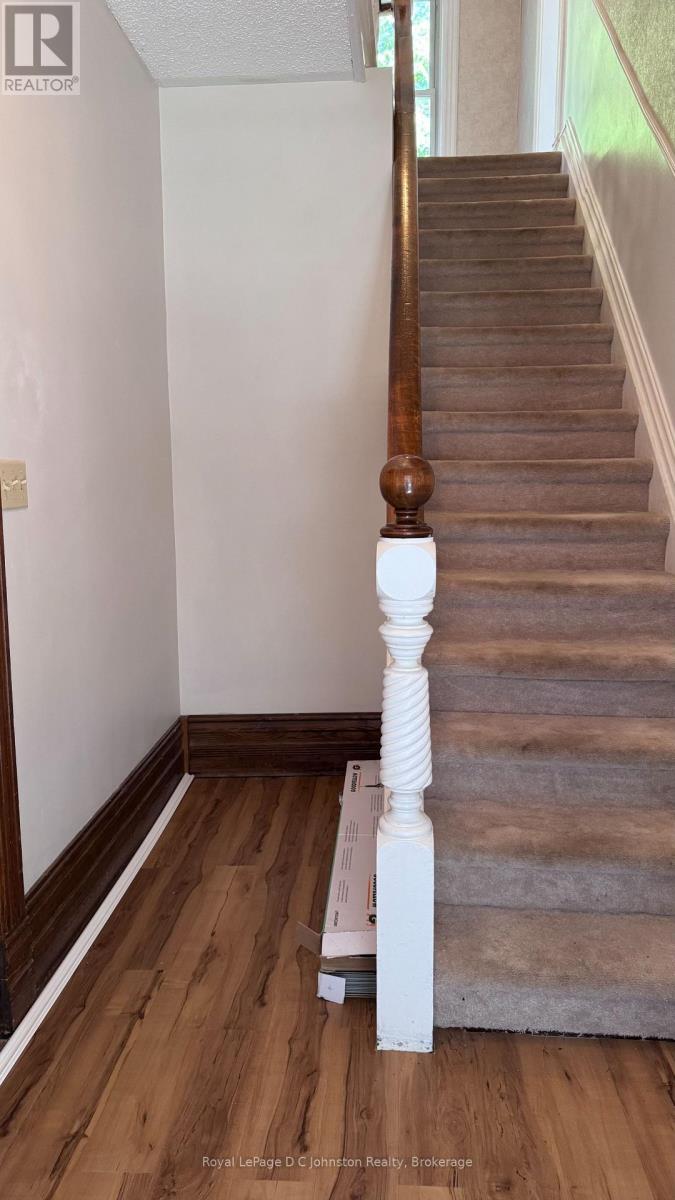 43 ALBERT STREET N - Image 11