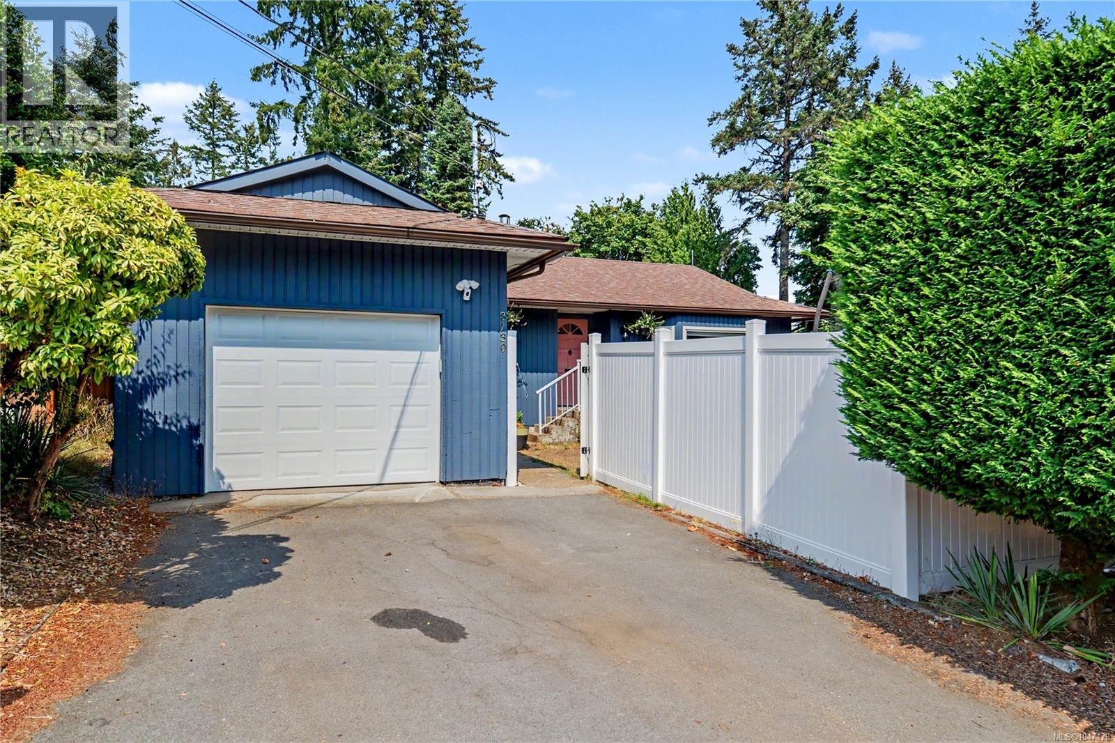 3730 Departure Bay Rd - Image 3