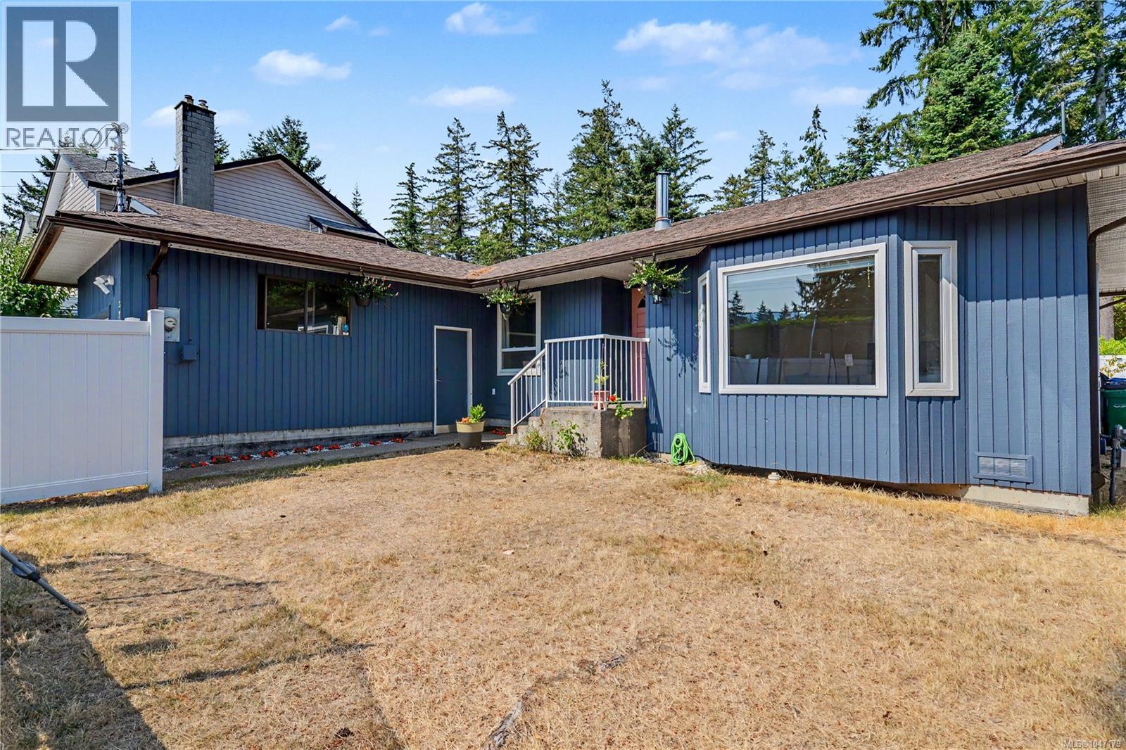 3730 Departure Bay Rd - Image 30
