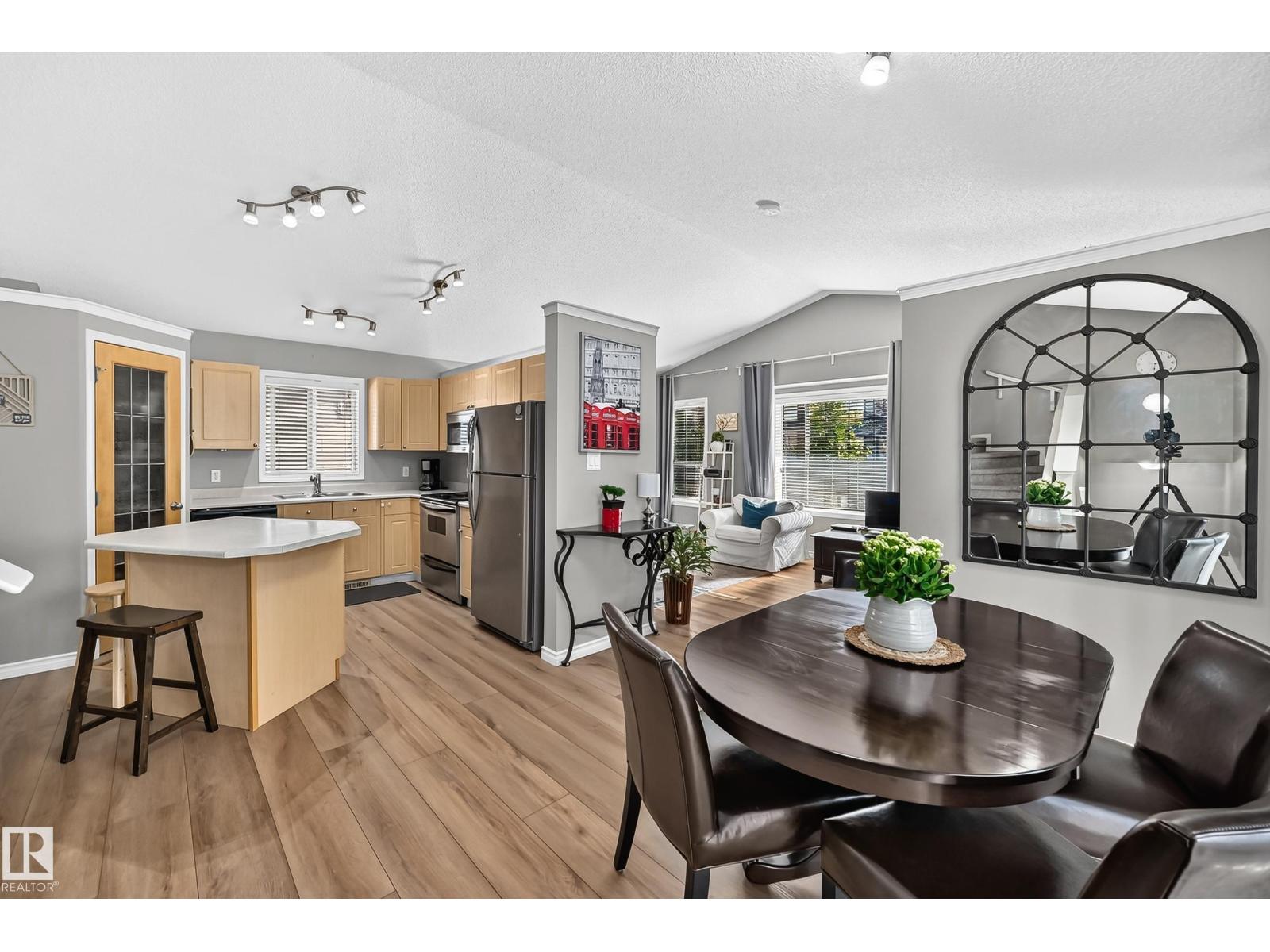 322 84 ST SW - Image 15