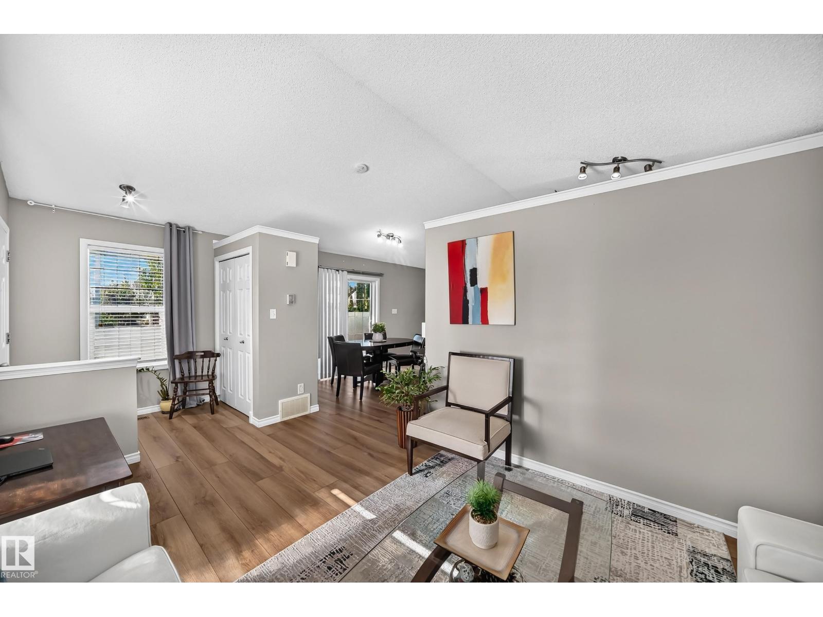 322 84 ST SW - 18