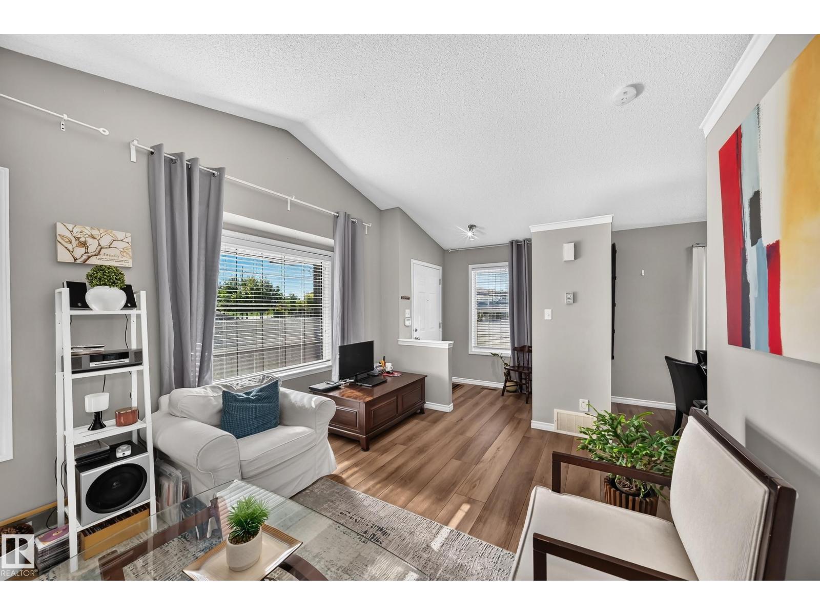 322 84 ST SW - 19