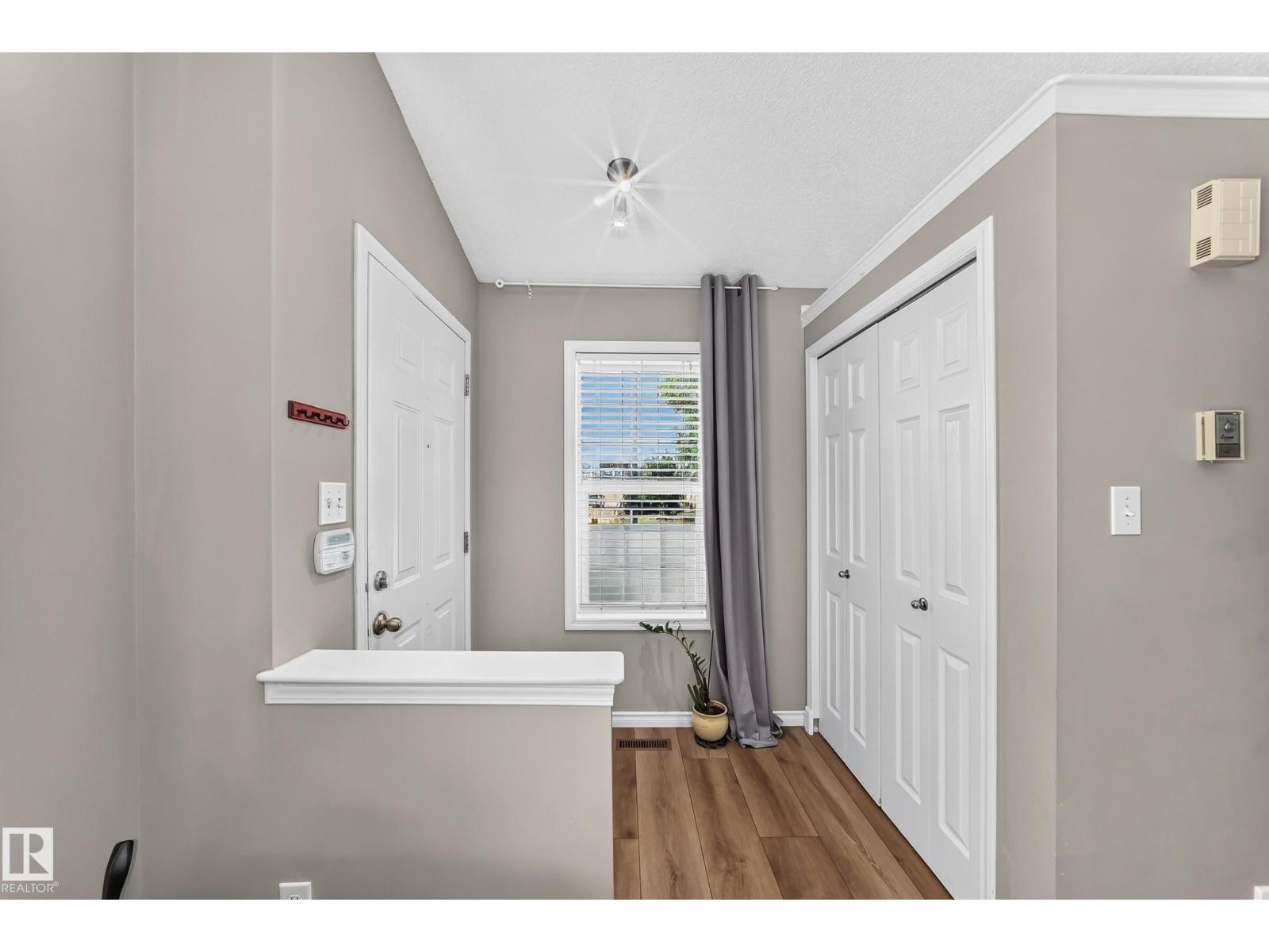 322 84 ST SW - 20