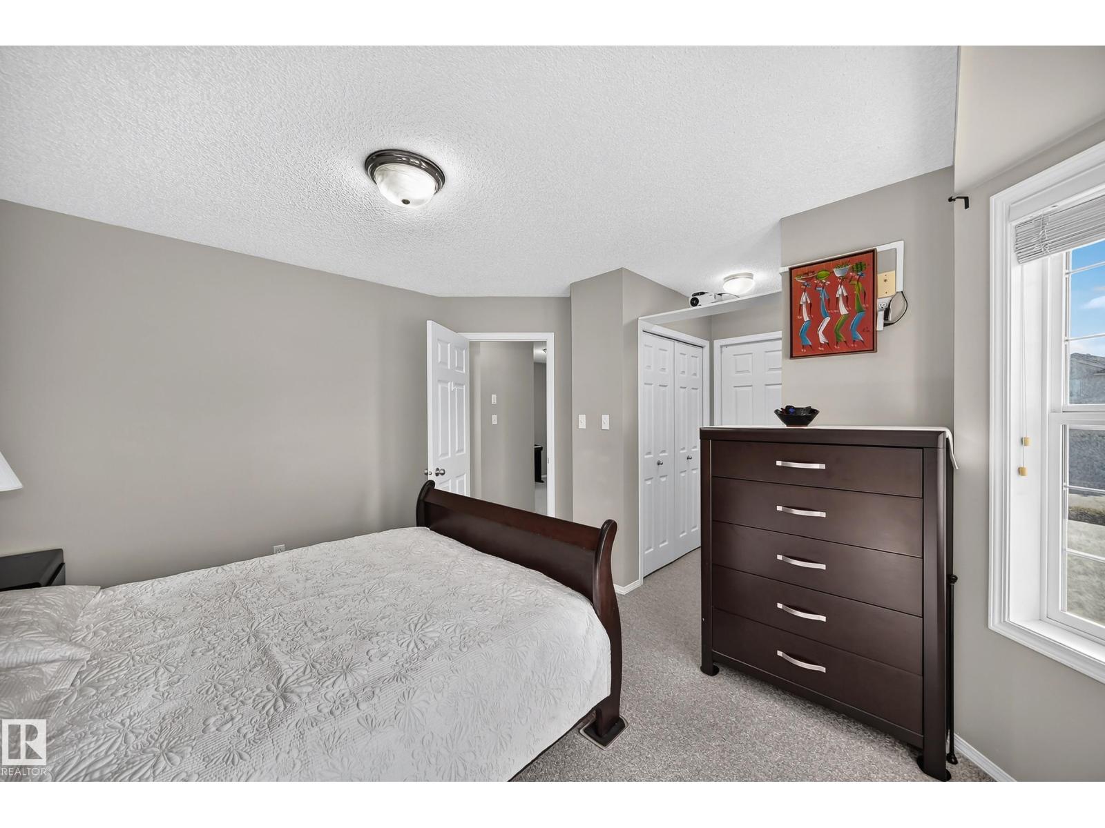 322 84 ST SW - 23