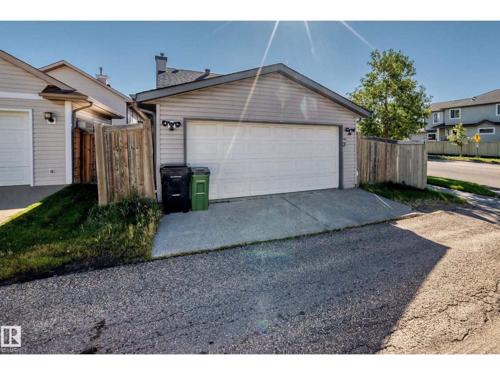 322 84 ST SW - 52