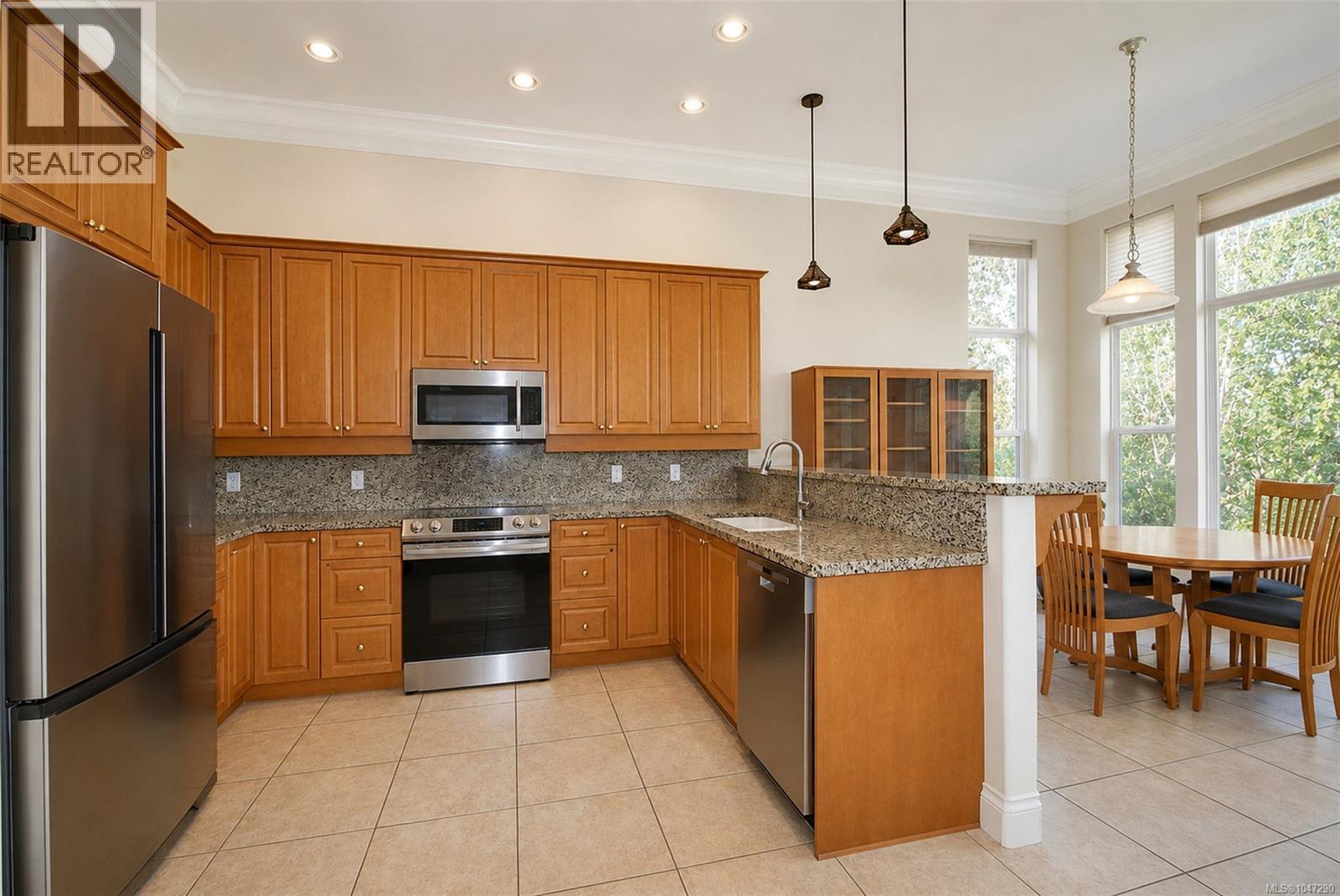 1369 Britannia Dr, Parksville