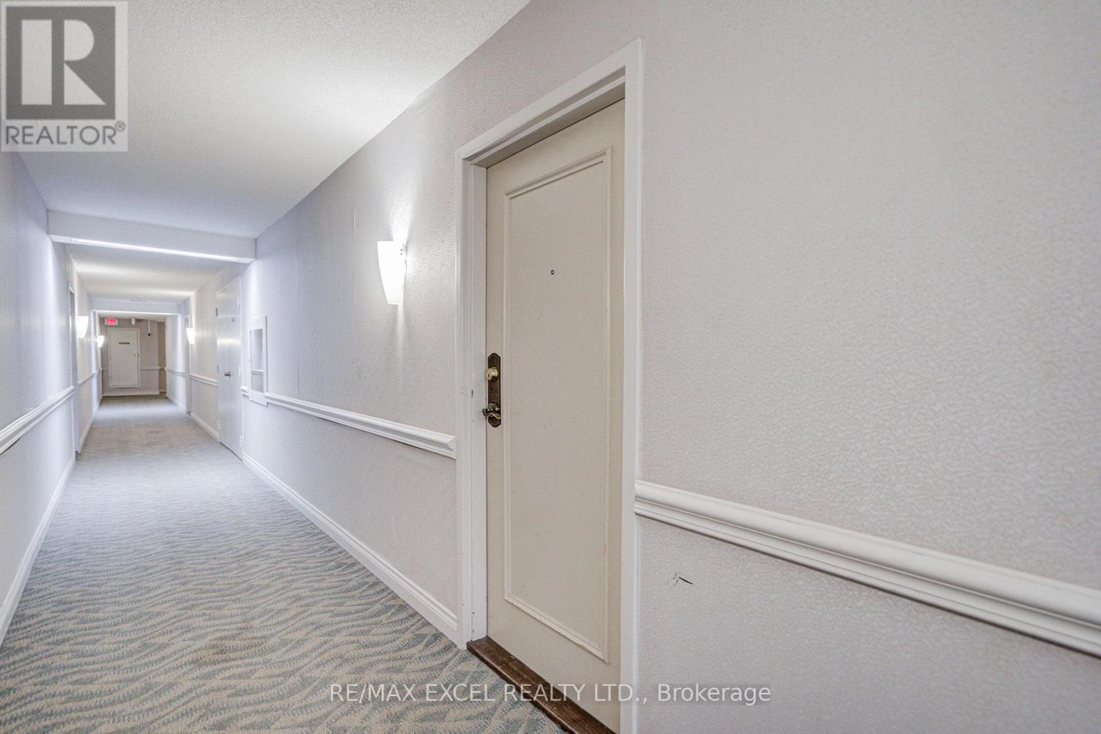 #906 30 THUNDER GROVE - Image 7