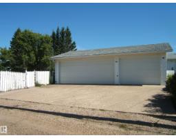 Laundry room - 5404 49 St, Two Hills, AB T0B4K0 Photo 8