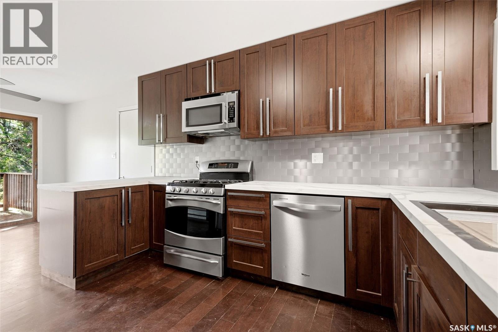 316 3RD AVENUE - 15