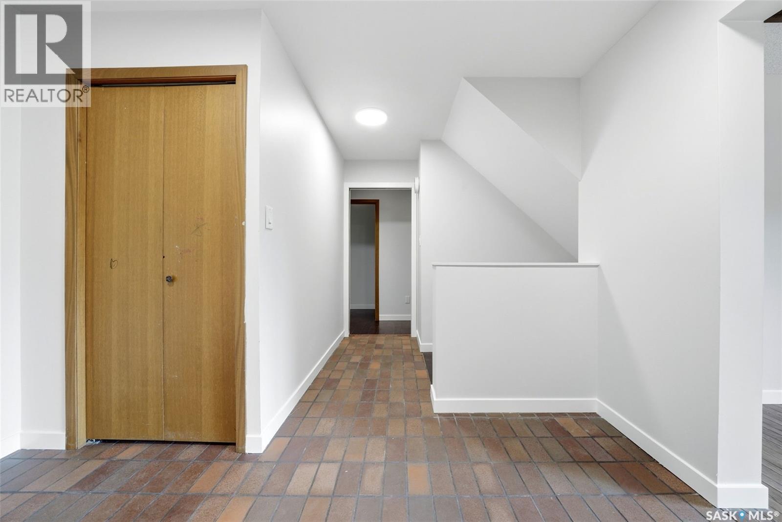 316 3RD AVENUE - 18