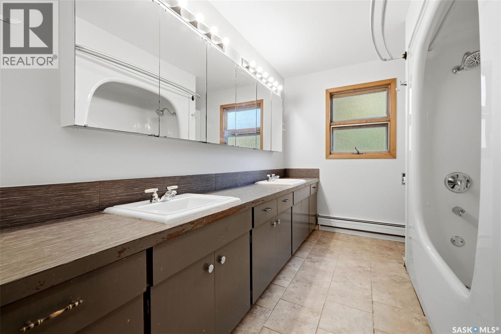 316 3RD AVENUE - Image 25