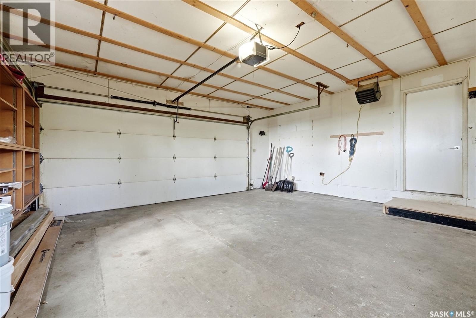 316 3RD AVENUE - 53