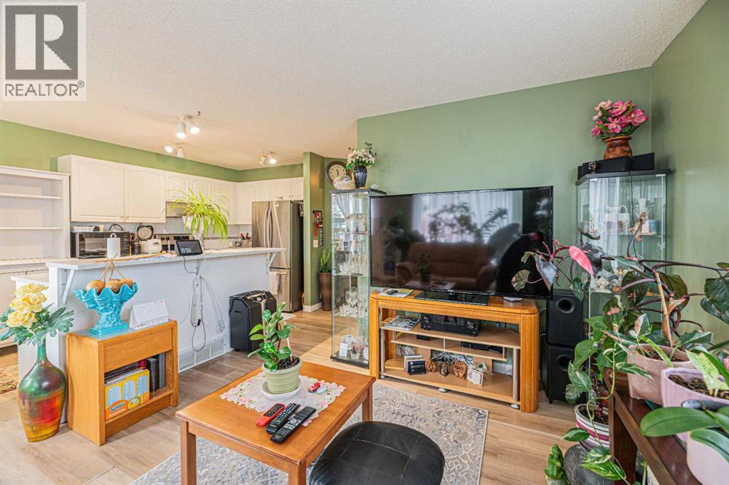 18 Coral Springs Circle NE - 15