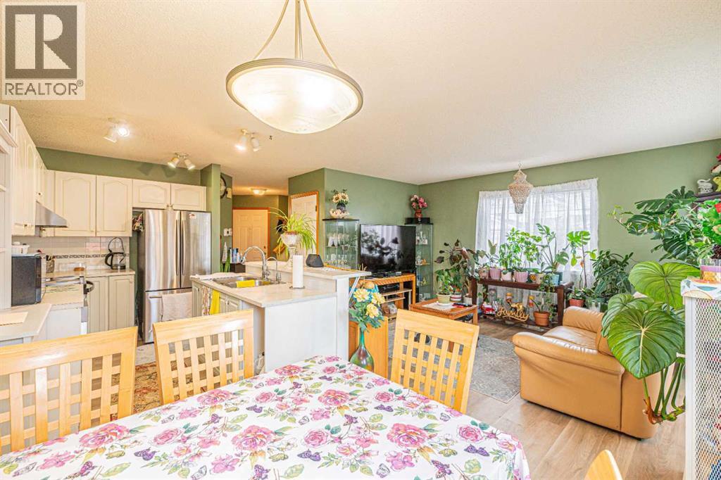 18 Coral Springs Circle NE - 18