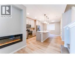Bedroom - 105 Highview Gate Se, Airdrie, AB T4A3L6 Photo 8