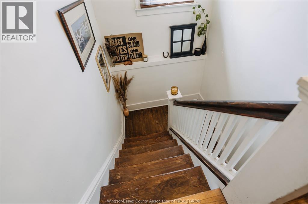 1472 Albert ROAD - 20