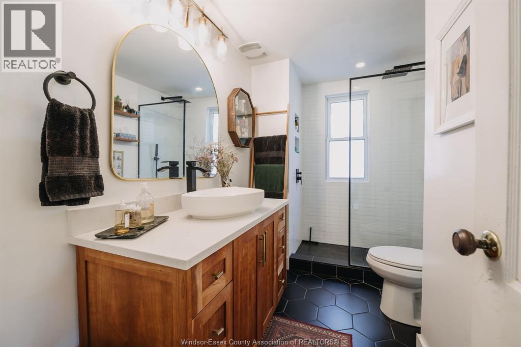 1472 Albert ROAD - Image 11