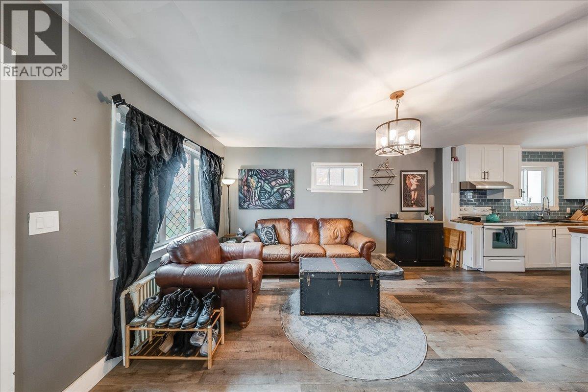 1430 THIRD Avenue - 5
