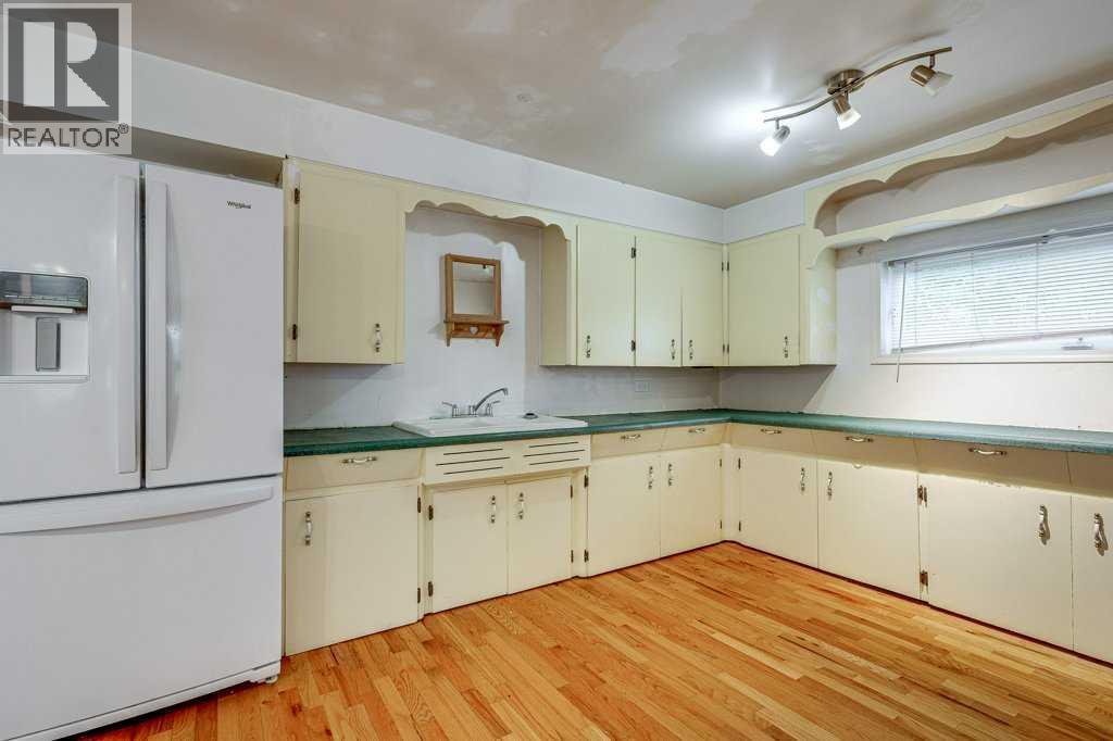 4515 50 Avenue - Image 15