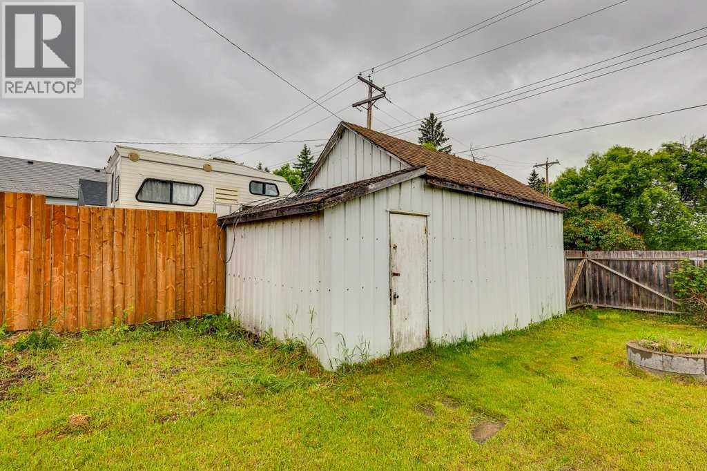 4515 50 Avenue - Image 35