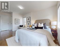 82 Hargrave Lane, Toronto, ON M4N0A4 Photo 17