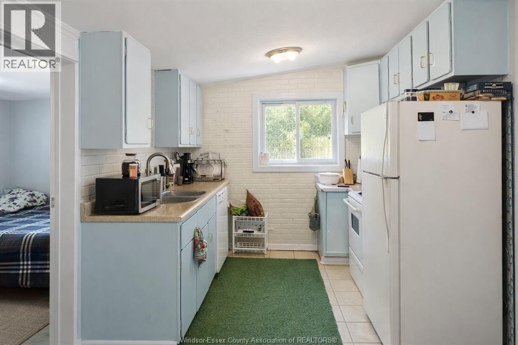 1475 MARTINDALE STREET - Image 5