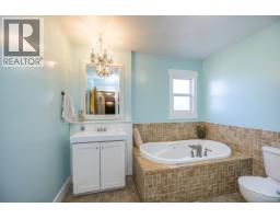 Photo 15 of 27, 5503 CRANBROOK HILL ROAD · Prince George, BC