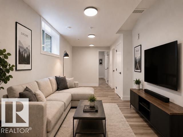 11032 128 ST NW - 35