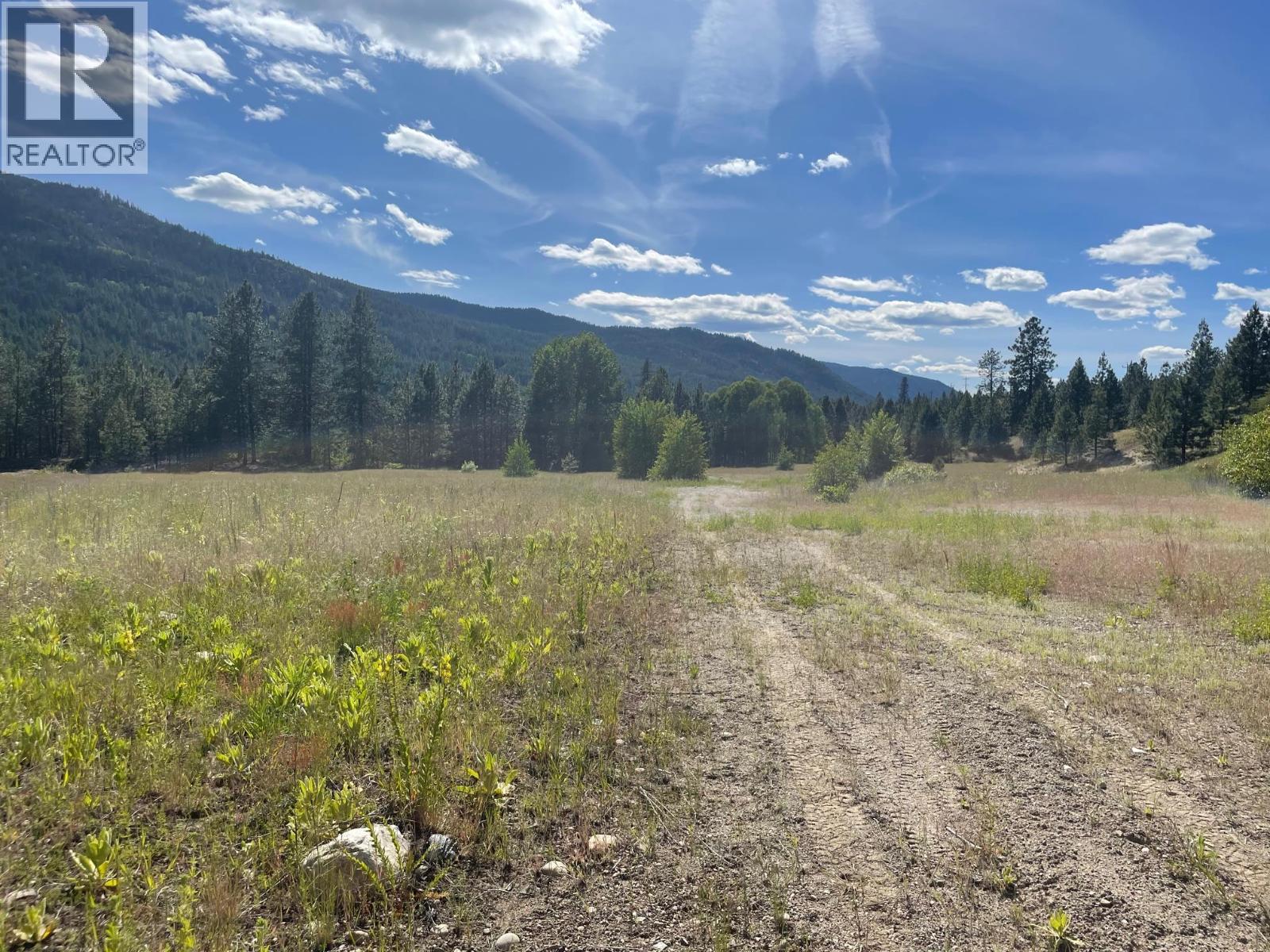 520 3 Highway, Christina Lake