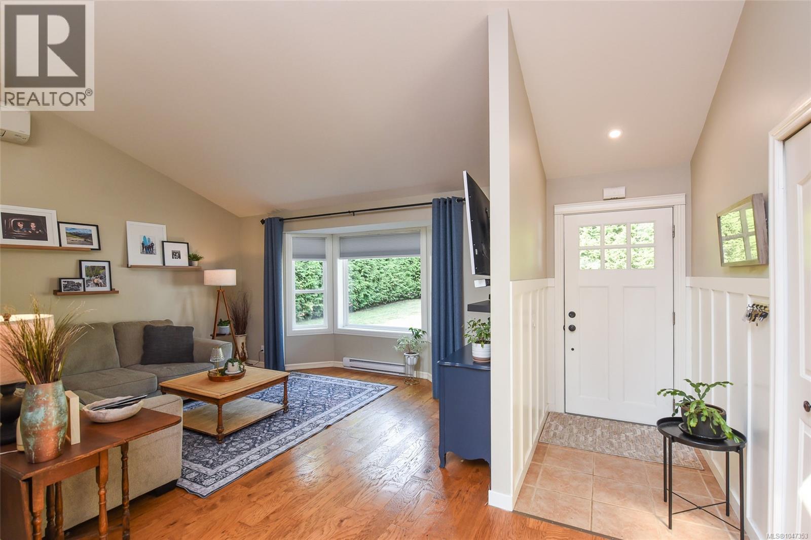 1530 Grayling Dr, Comox