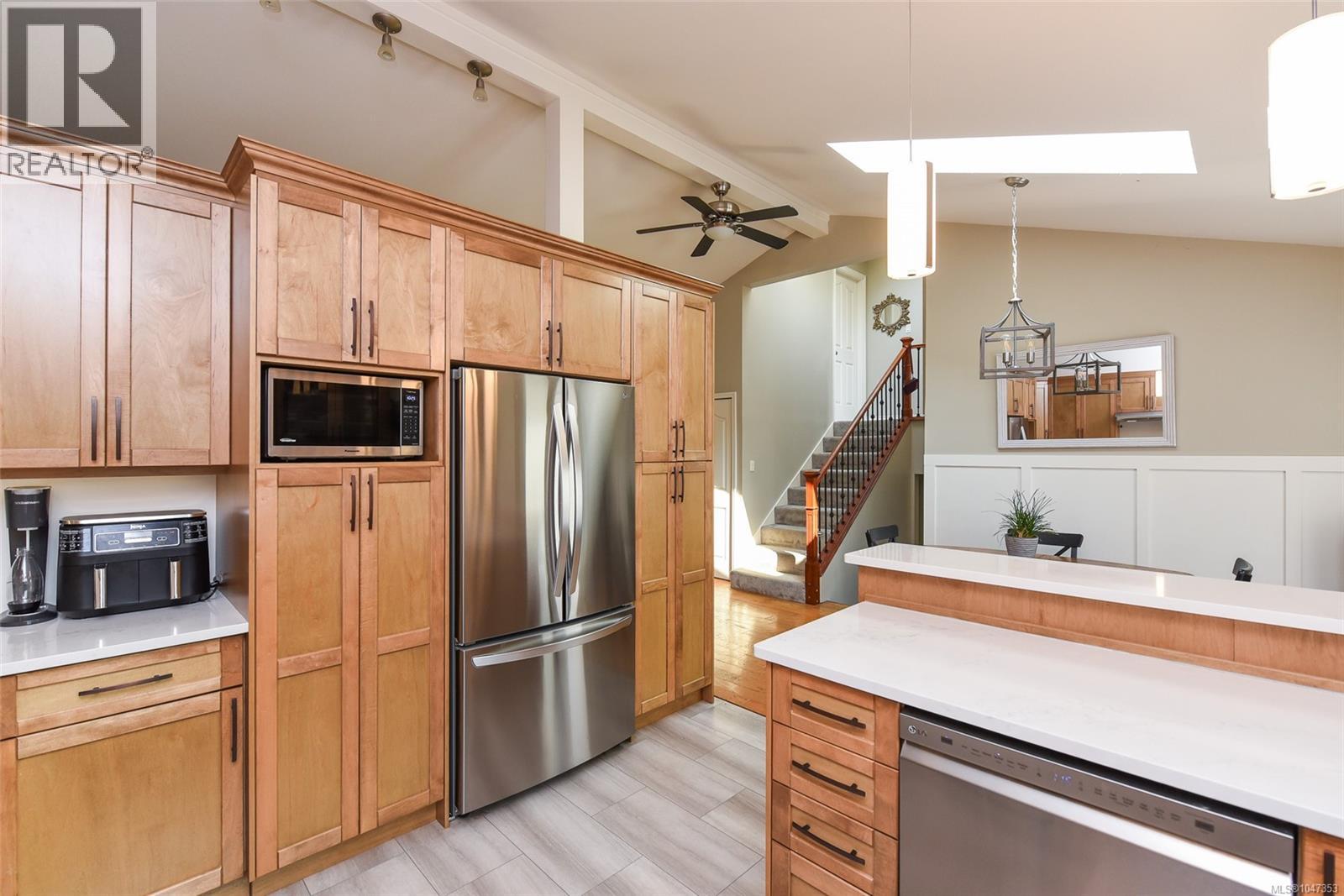 1530 Grayling Dr, Comox