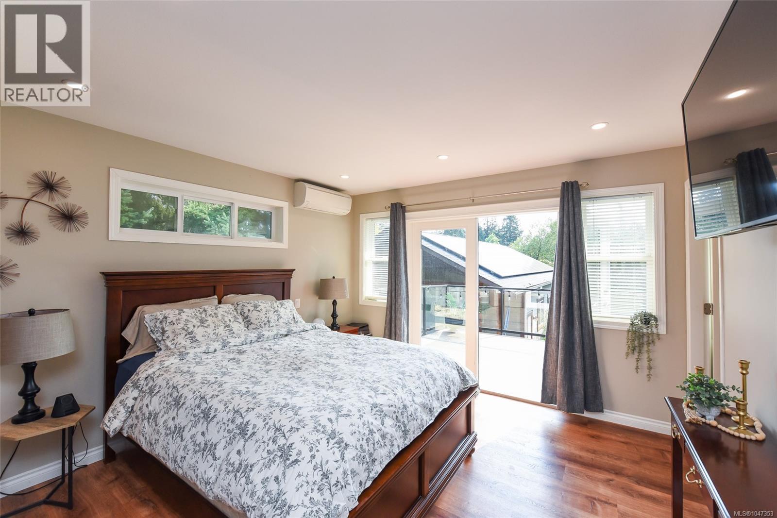 1530 Grayling Dr, Comox