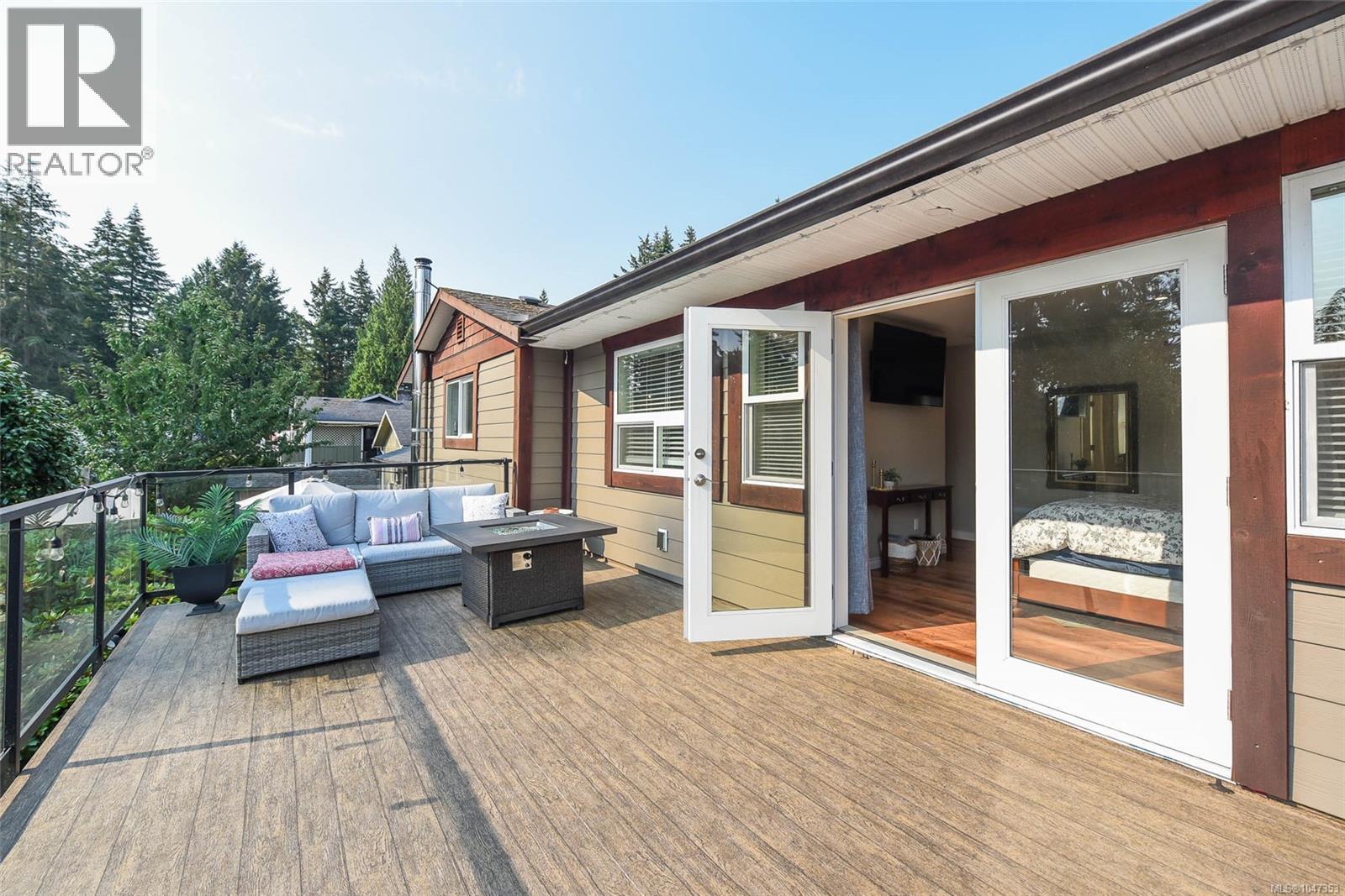 1530 Grayling Dr - 24