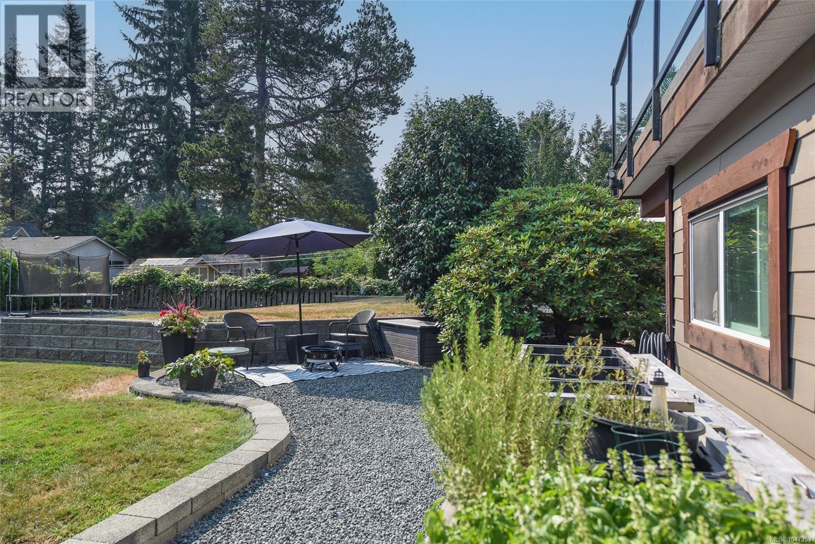 1530 Grayling Dr, Comox