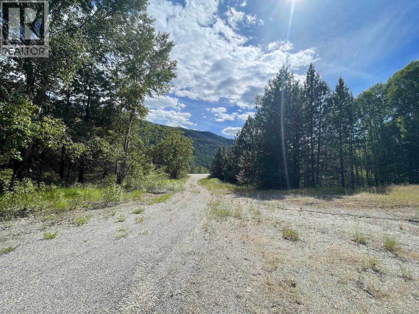 520 3 Highway, Christina Lake