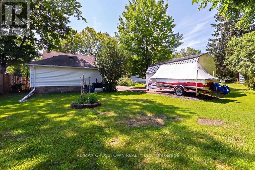 66 MAPLE STREET - 34