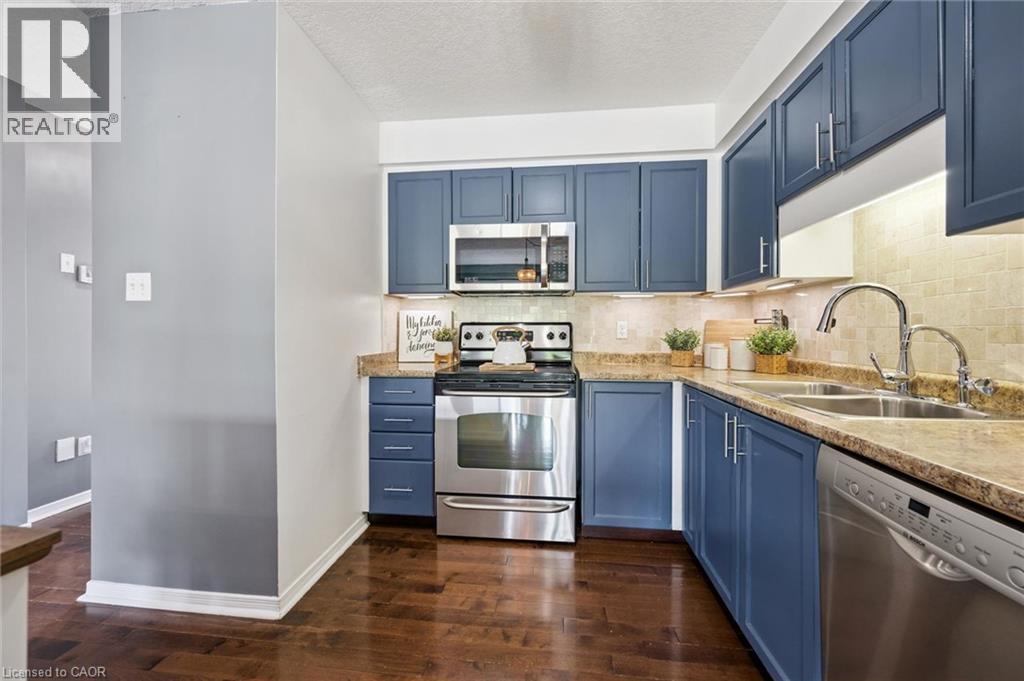 308 PARKVALE Drive - Image 17