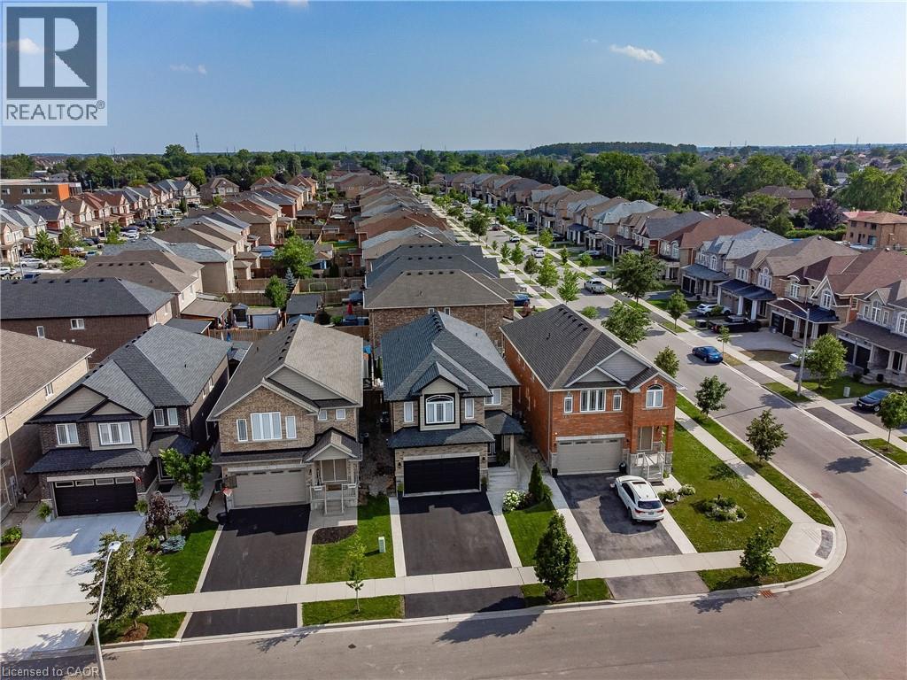 5 NARBONNE Crescent - Image 5