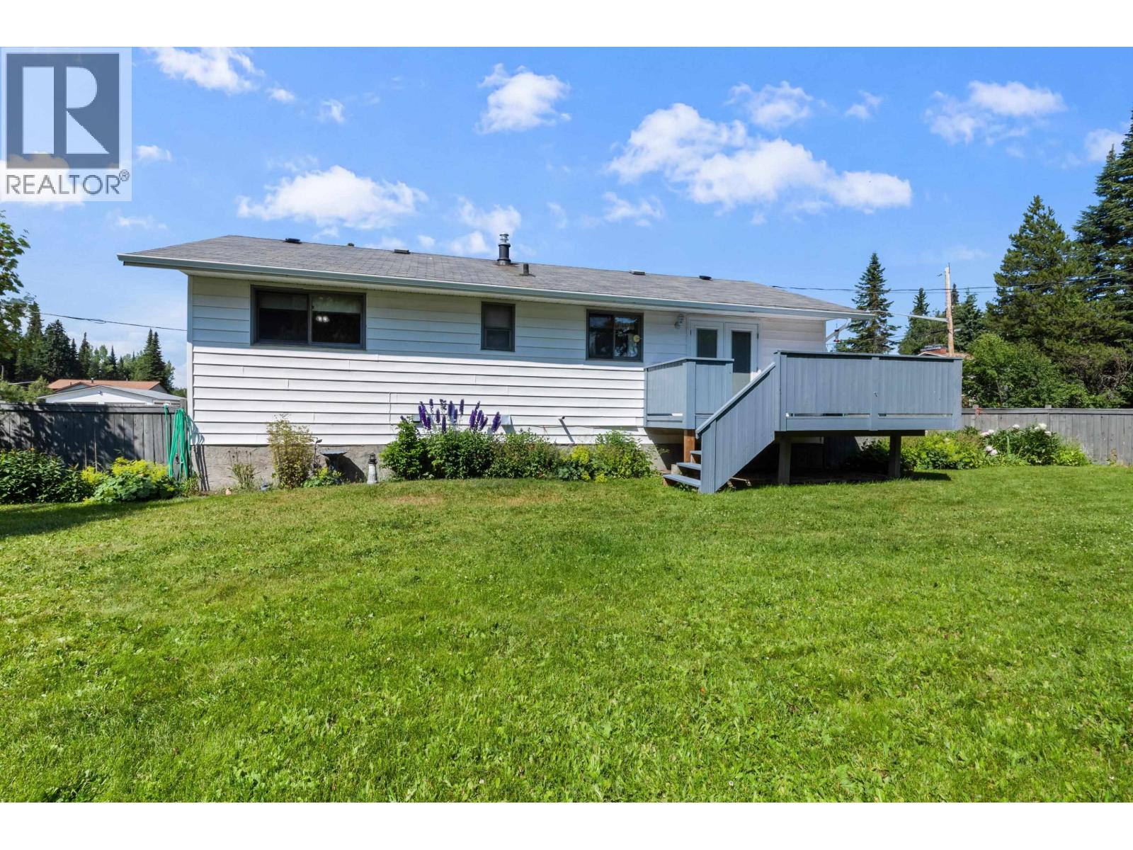 Photo 23 of 28 — 8157 FLAMINGO ROAD · Prince George, BC