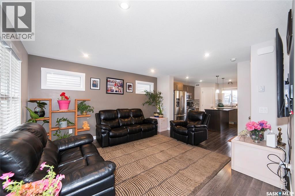 155 Marlatte CRESCENT - Image 5
