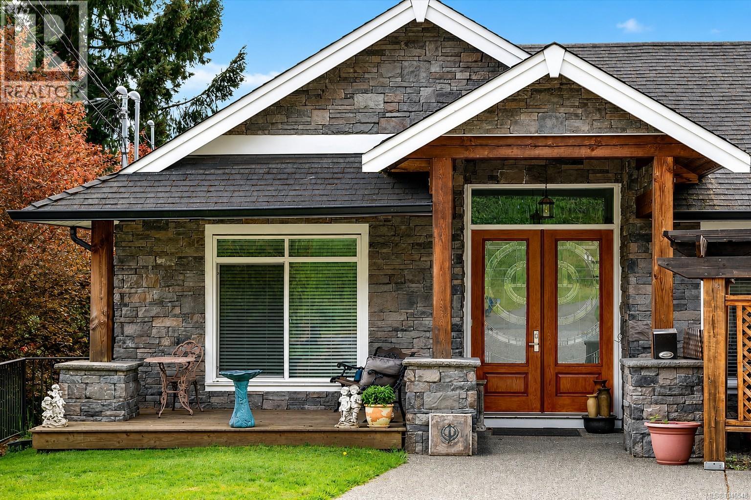 1460 Sherwood Dr - Image 6