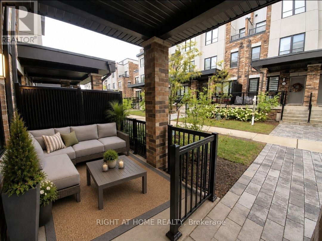 #12 70 BAYNES WAY - 24